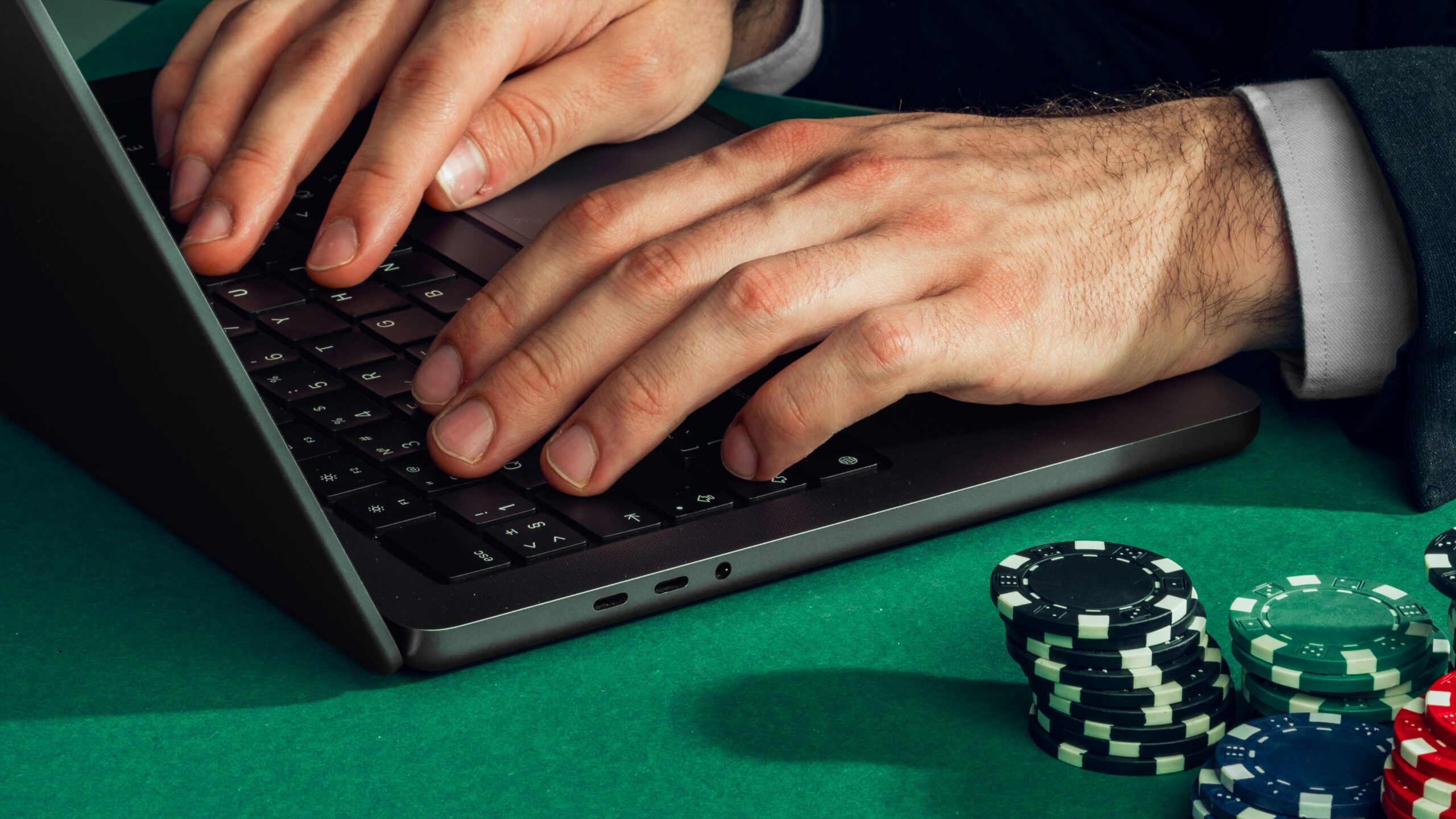 How to Bet Responsibly in Online Casinos